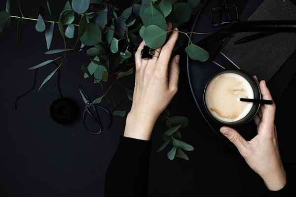 描写冬天的风的段落