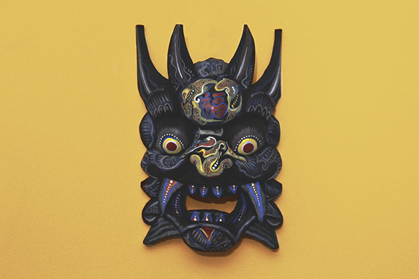 王维的诗是唐诗里的吗